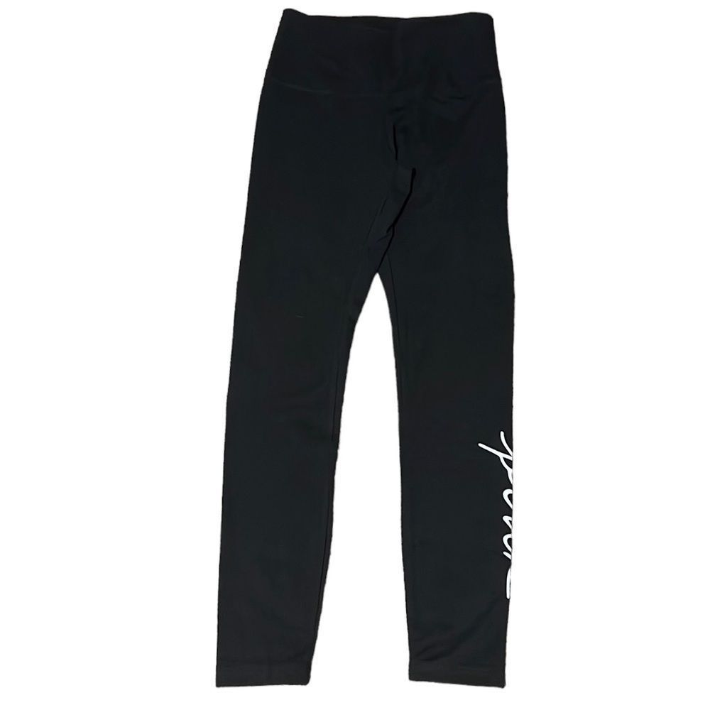 PINK Victoria’s Secret Leggings Woman’s M Black White Cursive Spellout Yoga NWT